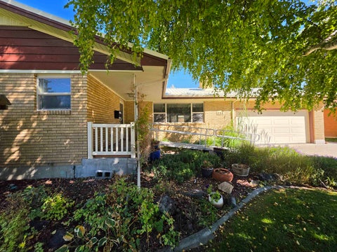 Homes For Sale - 286 Pinon Dr<br/> Idaho Falls, ID 83401