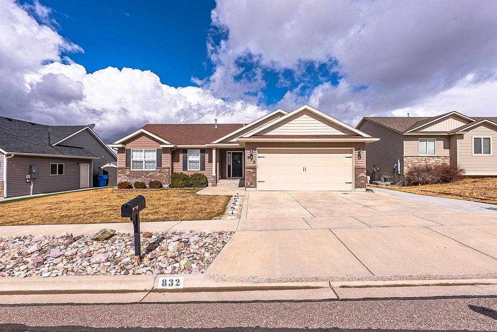 832 Daybreak Dr, Pocatello, Idaho image 1