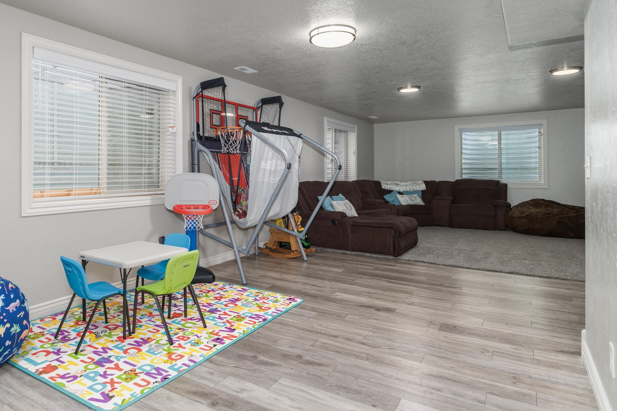4542 Independence Ave, Chubbuck, Idaho image 32
