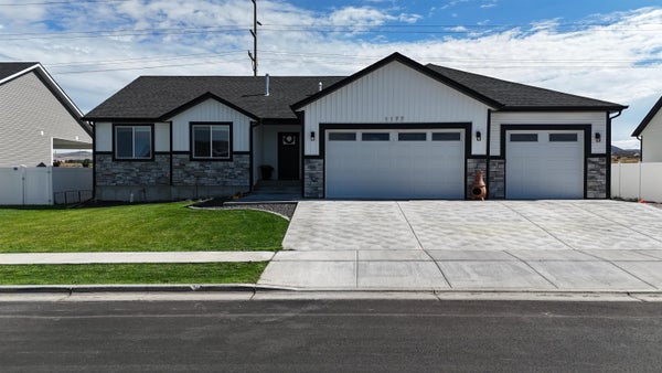 1177 DOLOSTONE DR, POCATELLO, ID 83201 - Image 26fd75bdc6b68ef39e94a30bcb1327ab/3089171385