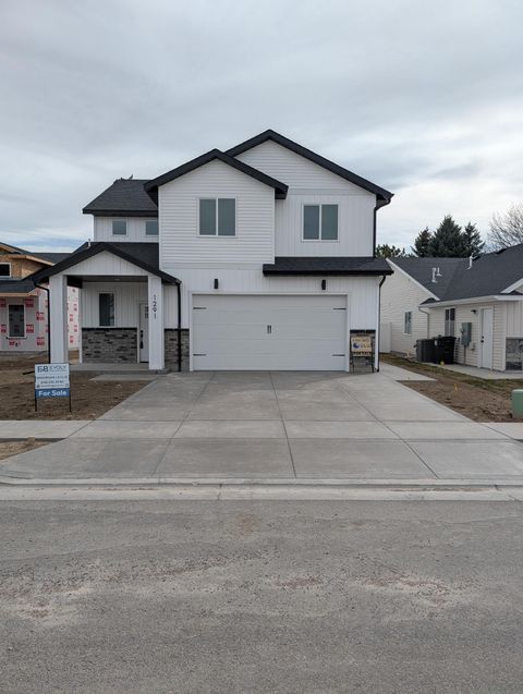 Photo of 1291 Troy Ln, Pocatello, ID 83201 (MLS # 581354)