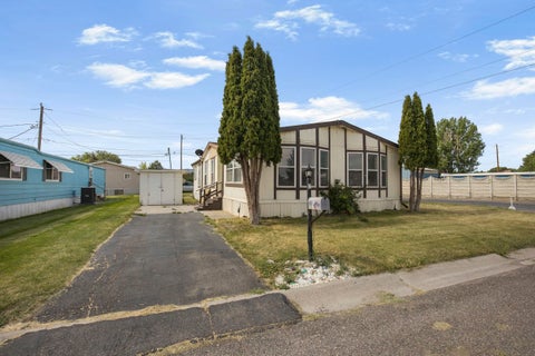 Photo of 330 W Chubbuck Rd, Pocatello, ID 83202 (MLS # 582749)