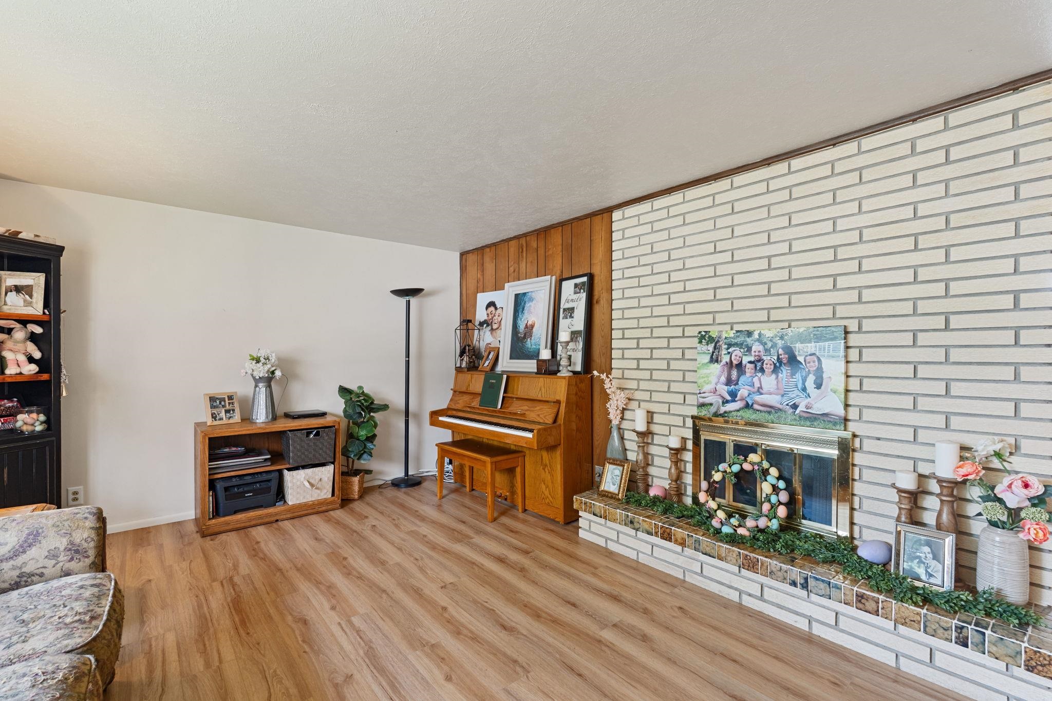 637 Scott St, Chubbuck, Idaho image 3