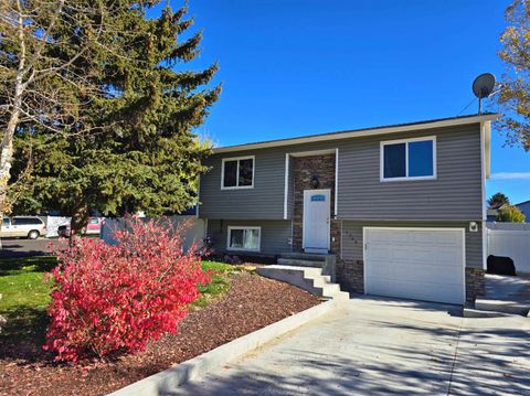 Photo of 1798 Derby St, Pocatello, ID 83201 (MLS # 581137)