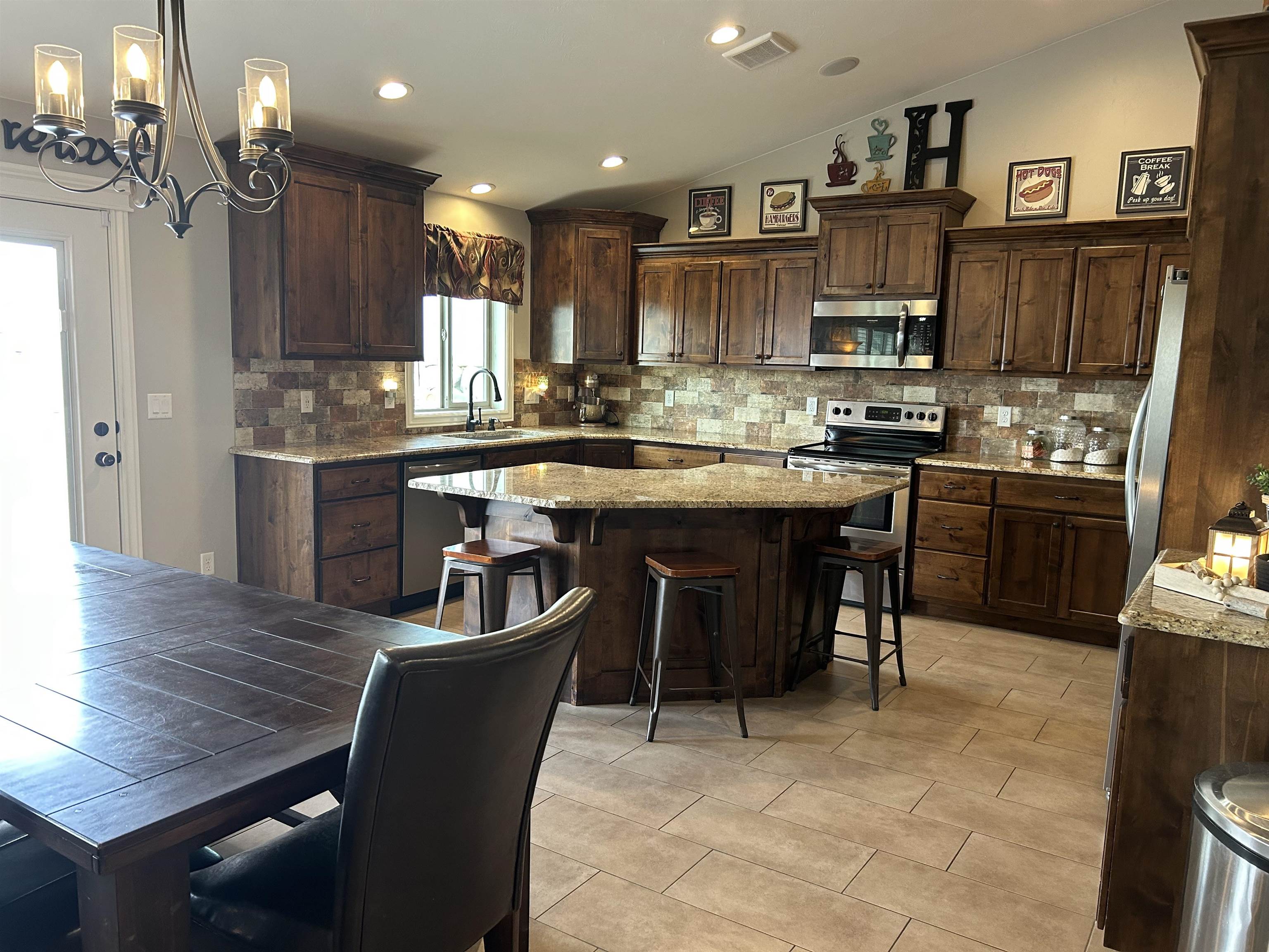 1000 Dolostone Dr, Pocatello, Idaho image 6