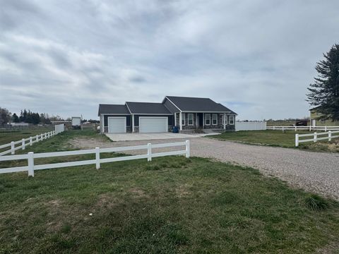 Homes For Sale - 407 W 200 N<br/> Bingham County, Blackfoot, ID 83221