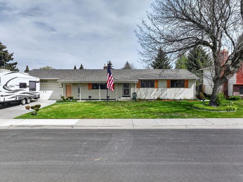 Photo of 2646 Hallon Street, Idaho Falls, ID 83402 (MLS # 582293)
