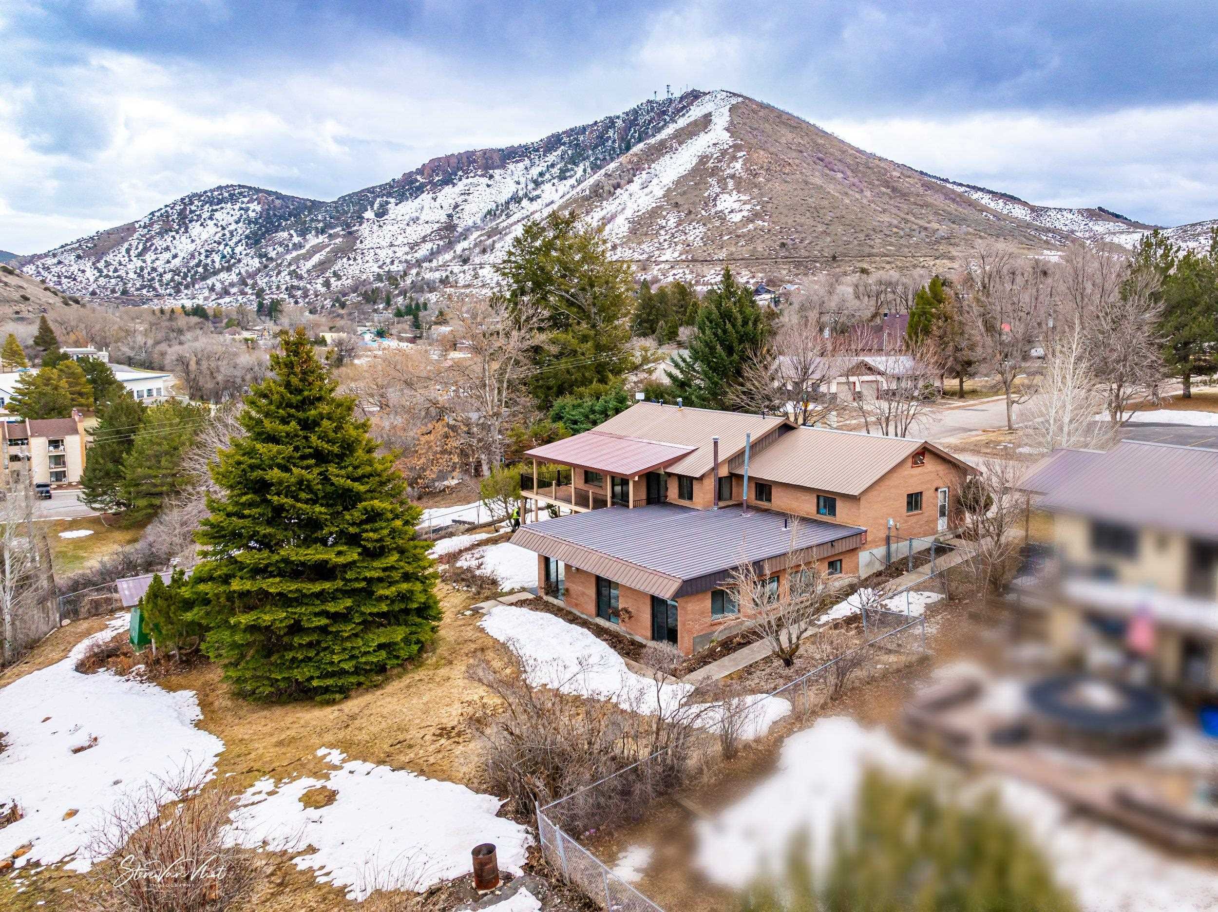 408 W Spring St, Lava Hot Springs, Idaho image 1