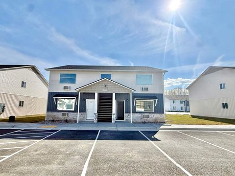 Multifamily For Sale - 5405 103-204 Park Lawn<br/> Chubbuck, ID 83202