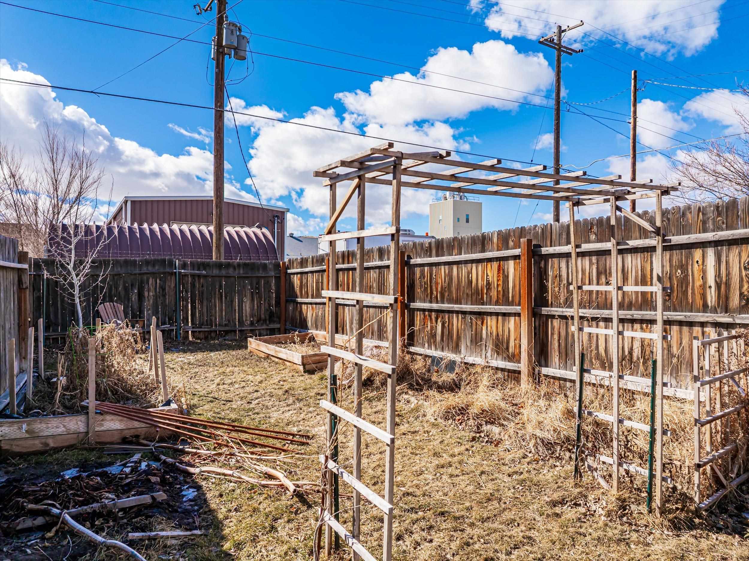 1105 S 3rd Ave, Pocatello, Idaho image 35