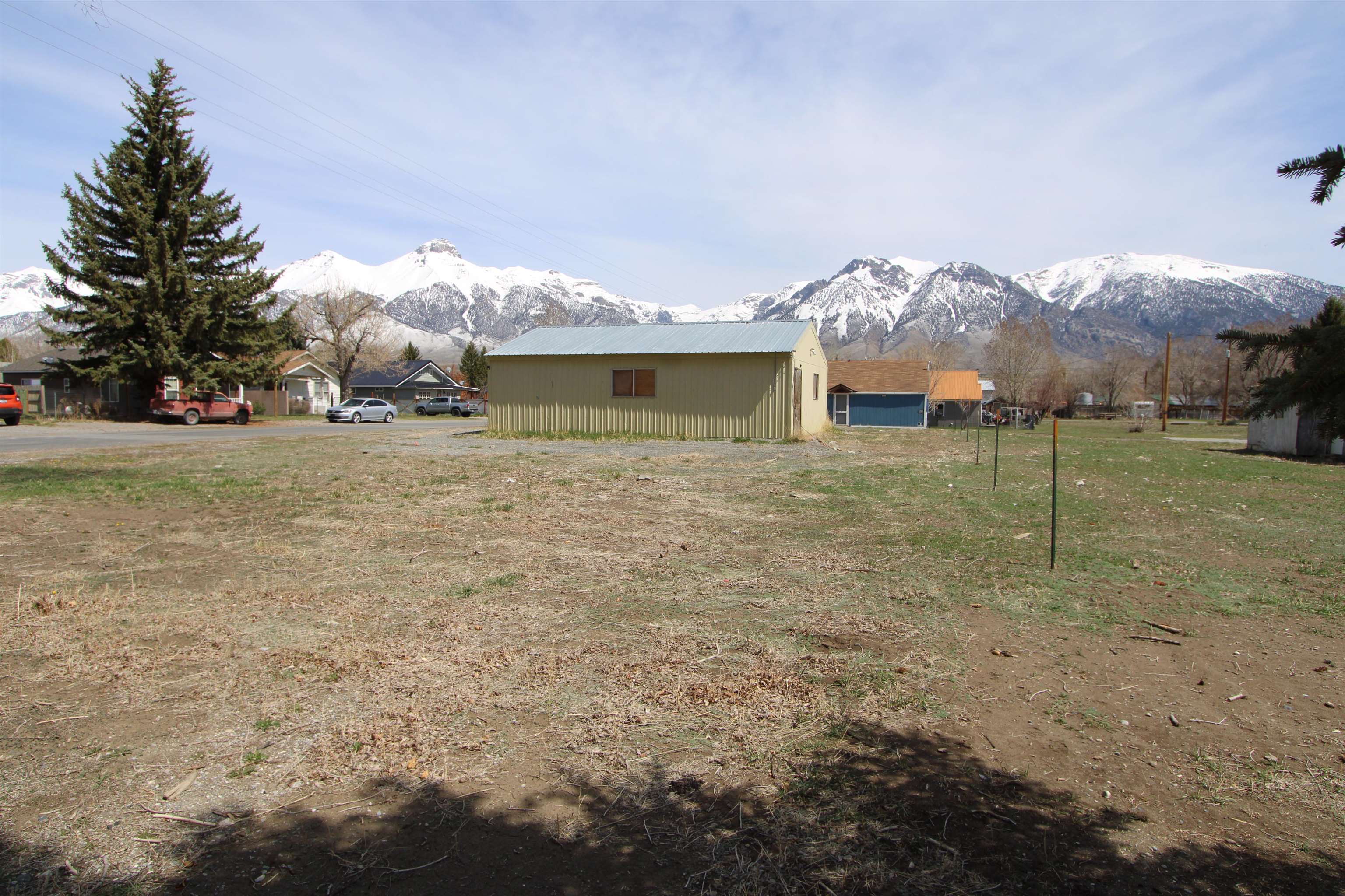 518 W Spruce Street, Mackay, Idaho image 2