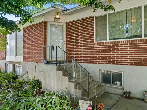 Photo of 645 Bannock Ave, American Falls, ID 83211 (MLS # 581962)