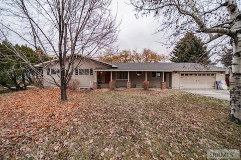 Photo of 210 N 4000 E, Rigby, ID 83442 (MLS # 581217)