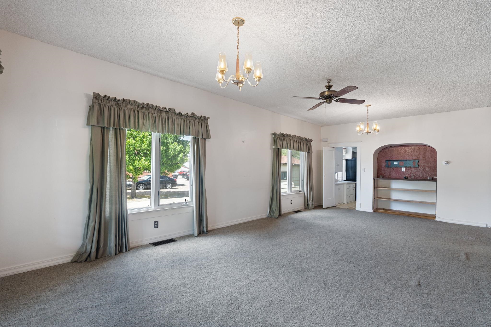 319 Harrison Street, American Falls, Idaho image 5