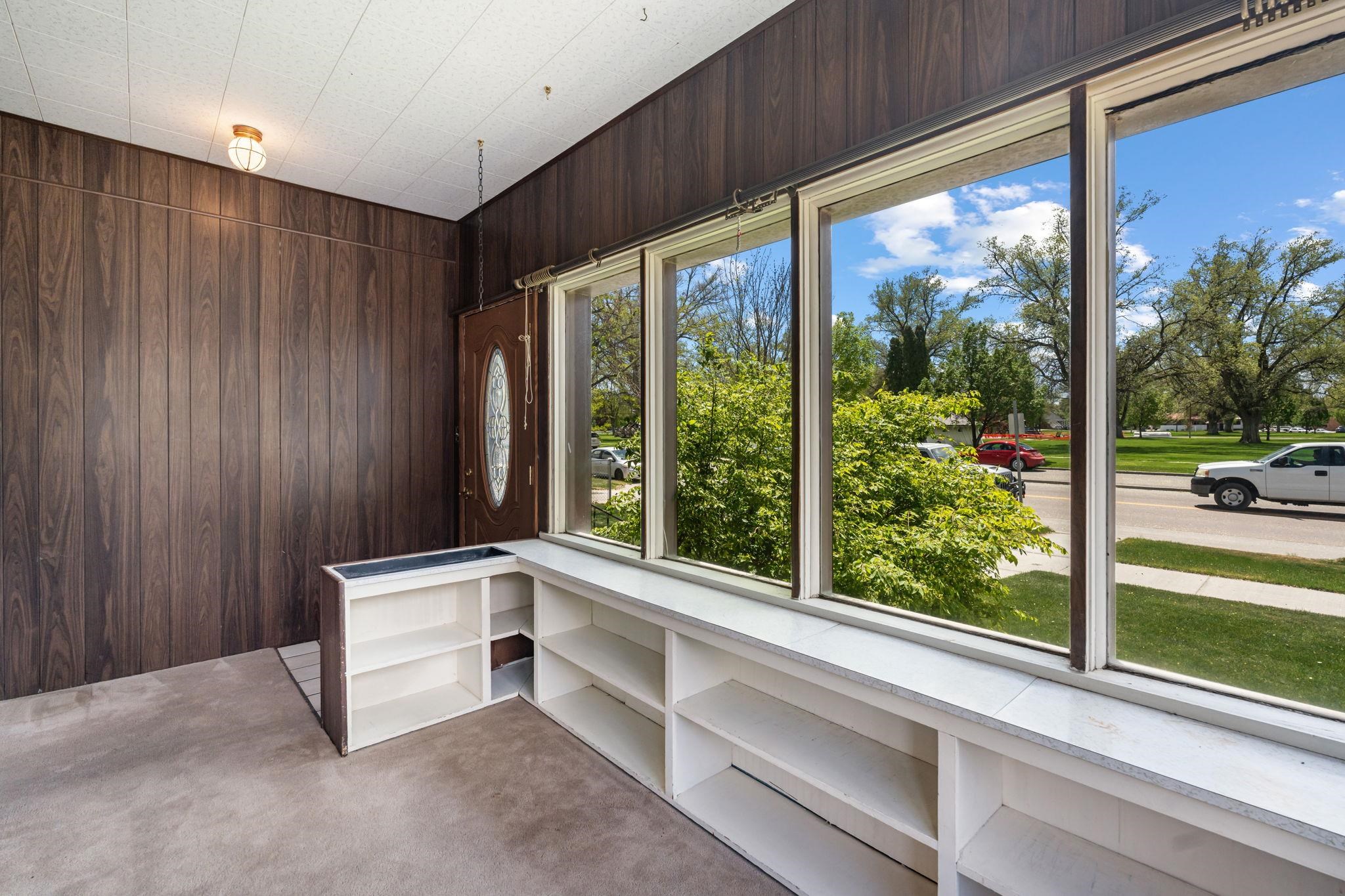 319 Harrison Street, American Falls, Idaho image 3