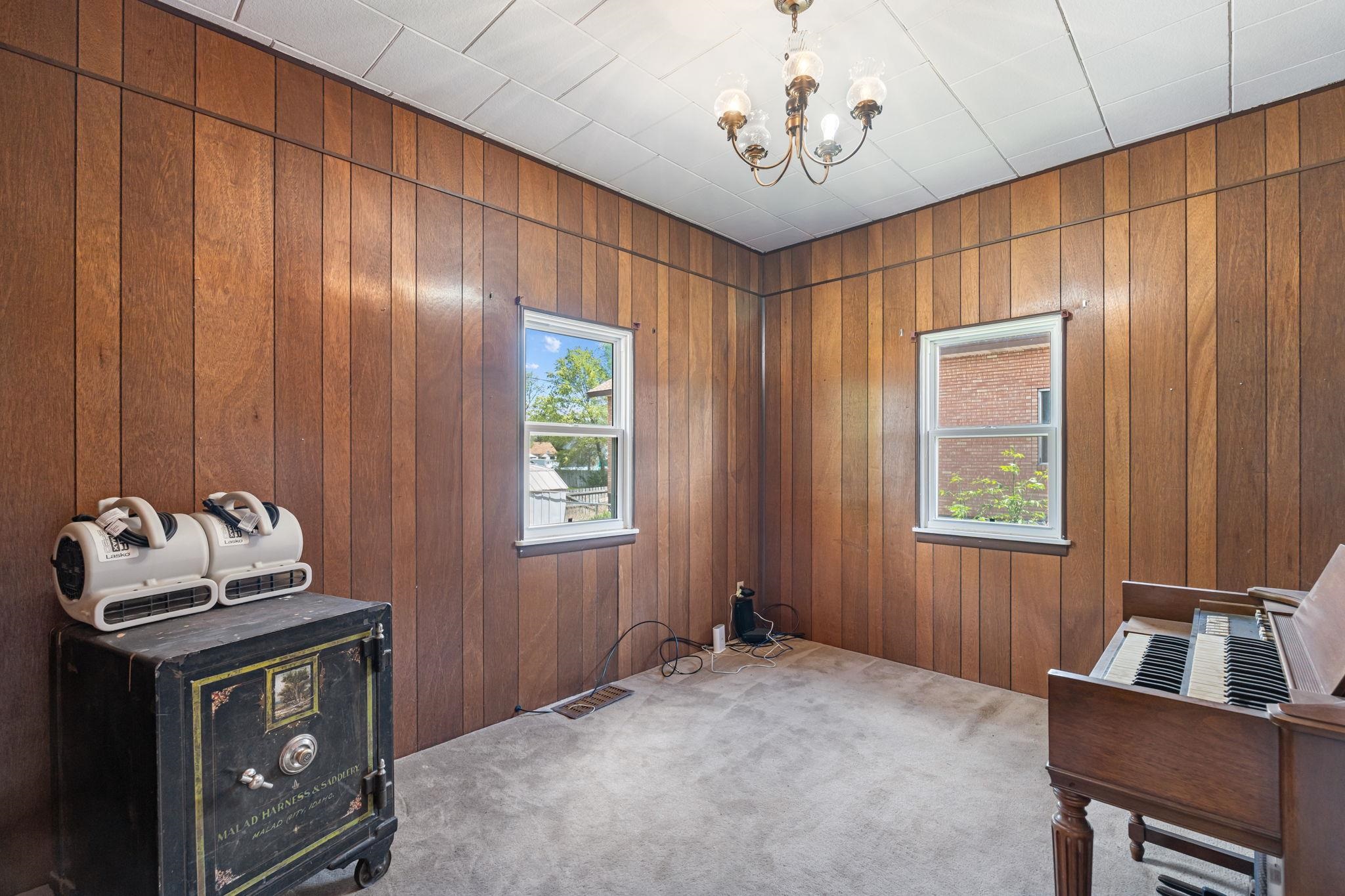 319 Harrison Street, American Falls, Idaho image 18