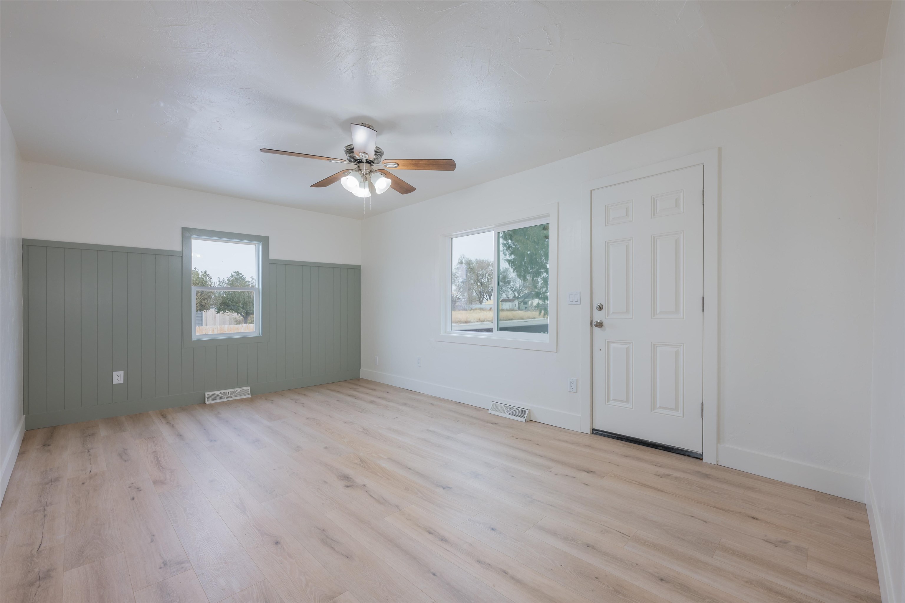 1499 Canyon Avenue, Idaho Falls, Idaho image 3