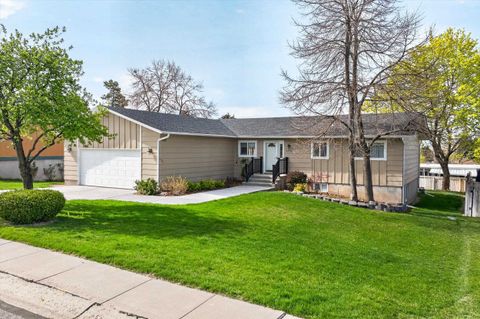 Photo of 2501 Ada Street, Pocatello, ID 83201 (MLS # 582194)