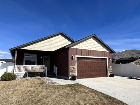 Photo of 484 Double Eagle, Pocatello, ID 83204 (MLS # 581449)