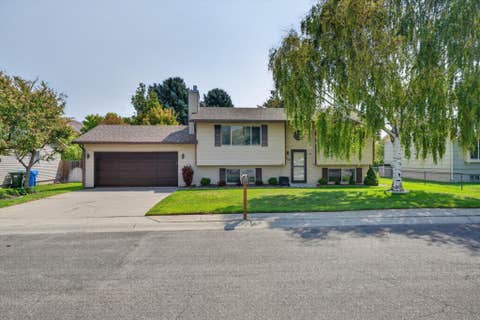 Photo of 518 Hiawahta ST, Pocatello, ID 83204 (MLS # 583260)