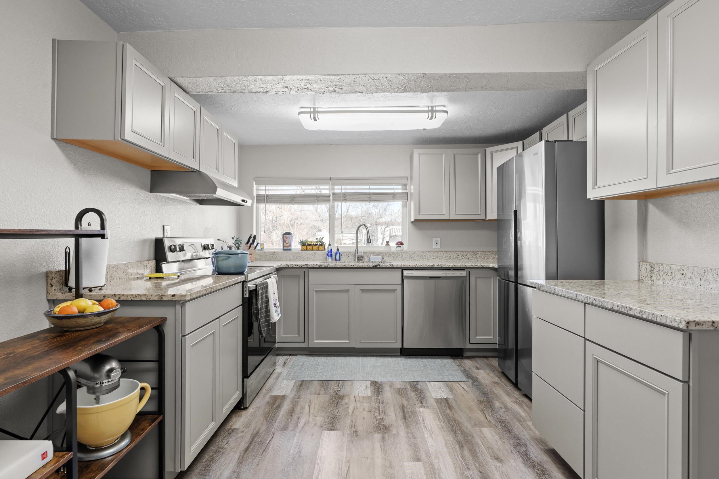 605 N 10th Ave, Pocatello, Idaho image 16