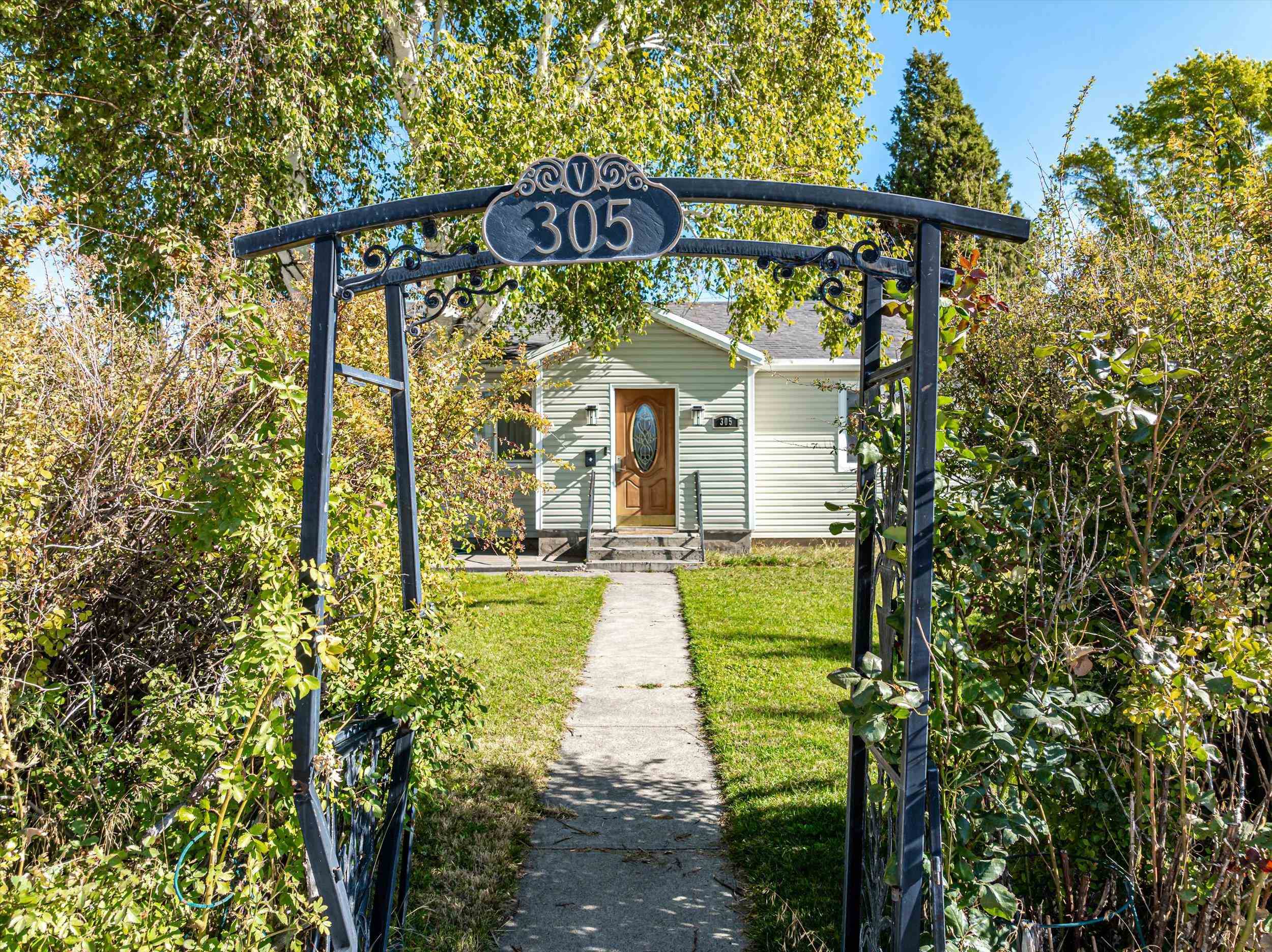 305 Last Street, Blackfoot, Idaho image 2