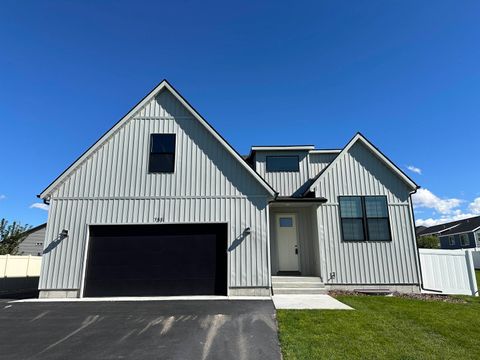 Photo of 733 Rustic Road, Pocatello, ID 83201 (MLS # 582075)