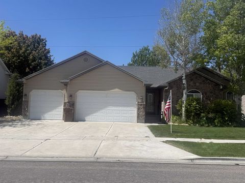 Photo of 4685 Declaration DR, Pocatello, ID 83201 (MLS # 582582)