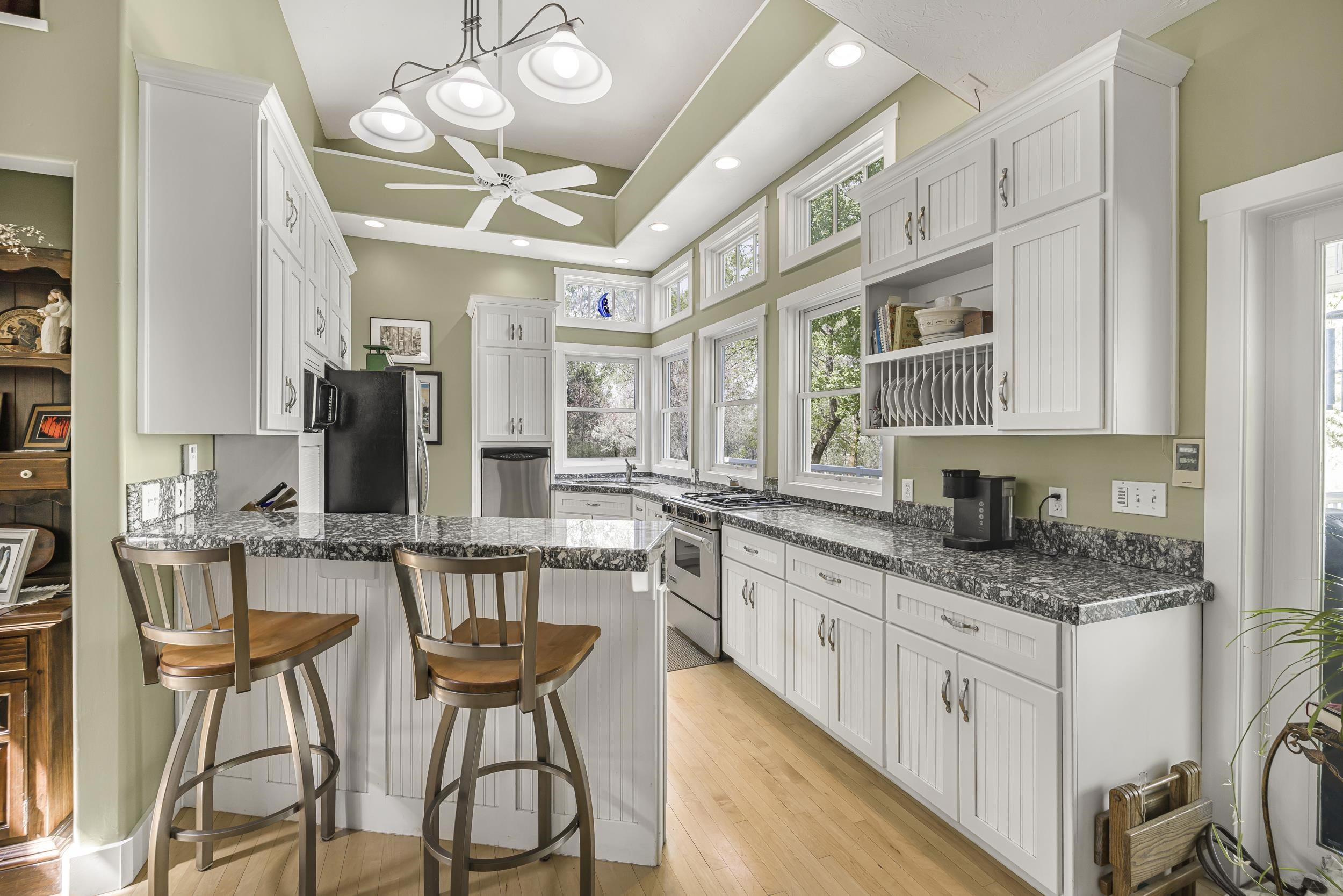 416 E 700, Firth, Idaho image 3