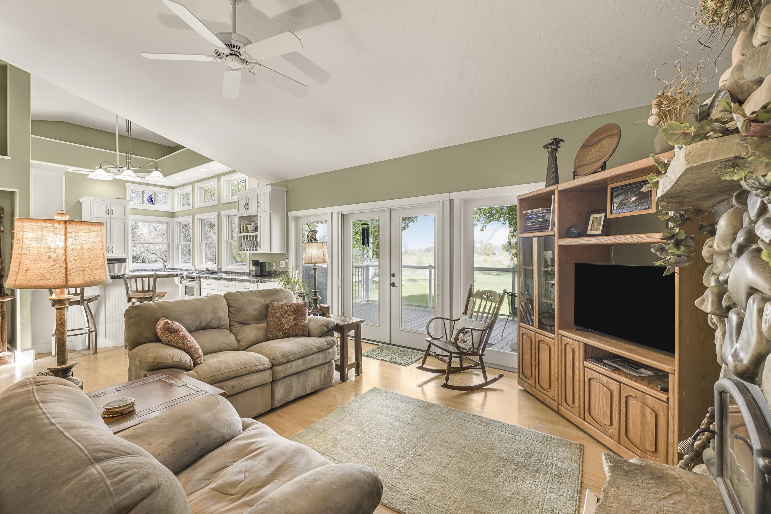 416 E 700, Firth, Idaho image 11