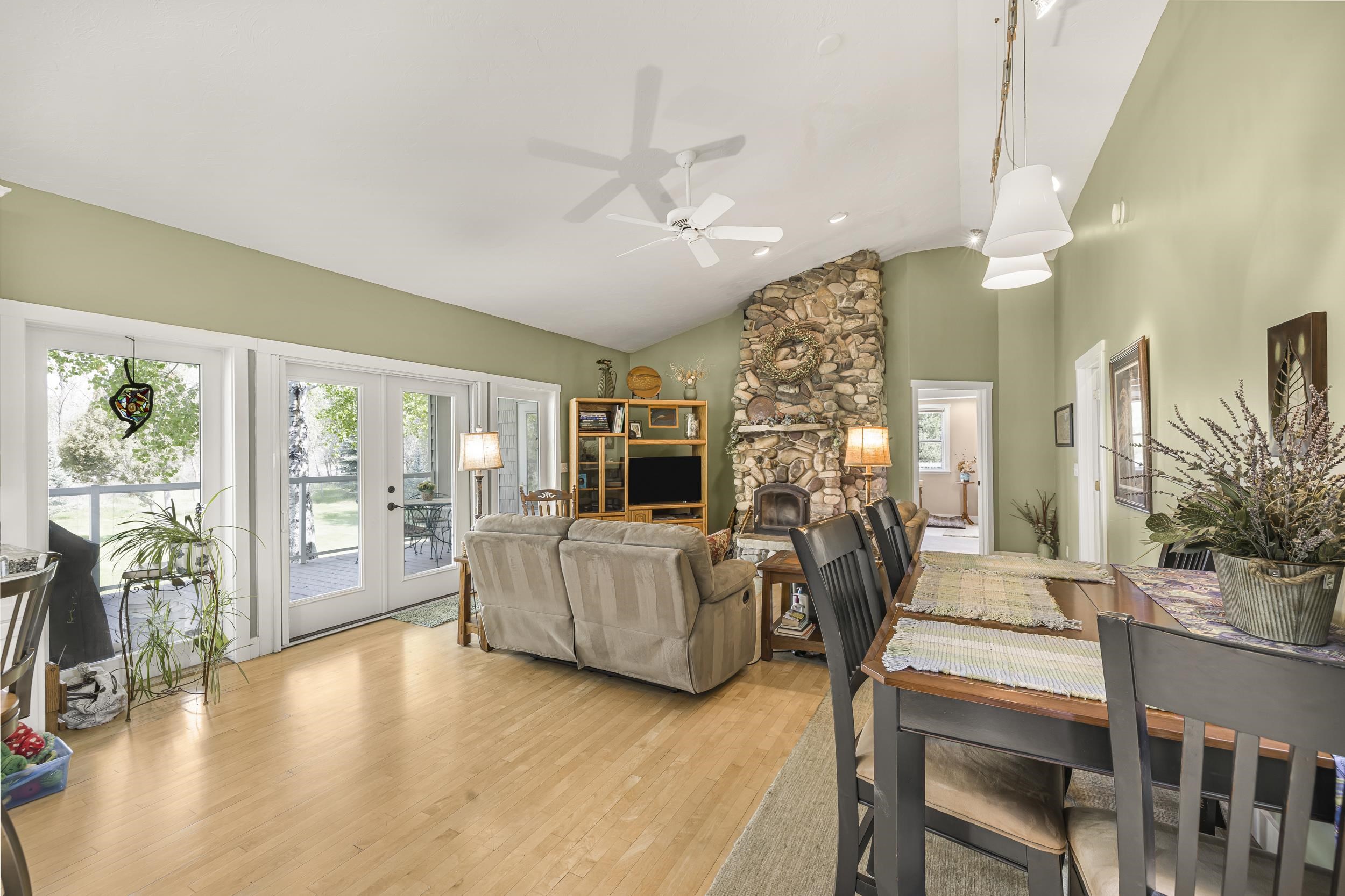 416 E 700, Firth, Idaho image 8