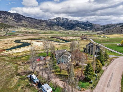 Photo of 7727 Pheasant Dr, Lava Hot Springs, ID 83246 (MLS # 582141)