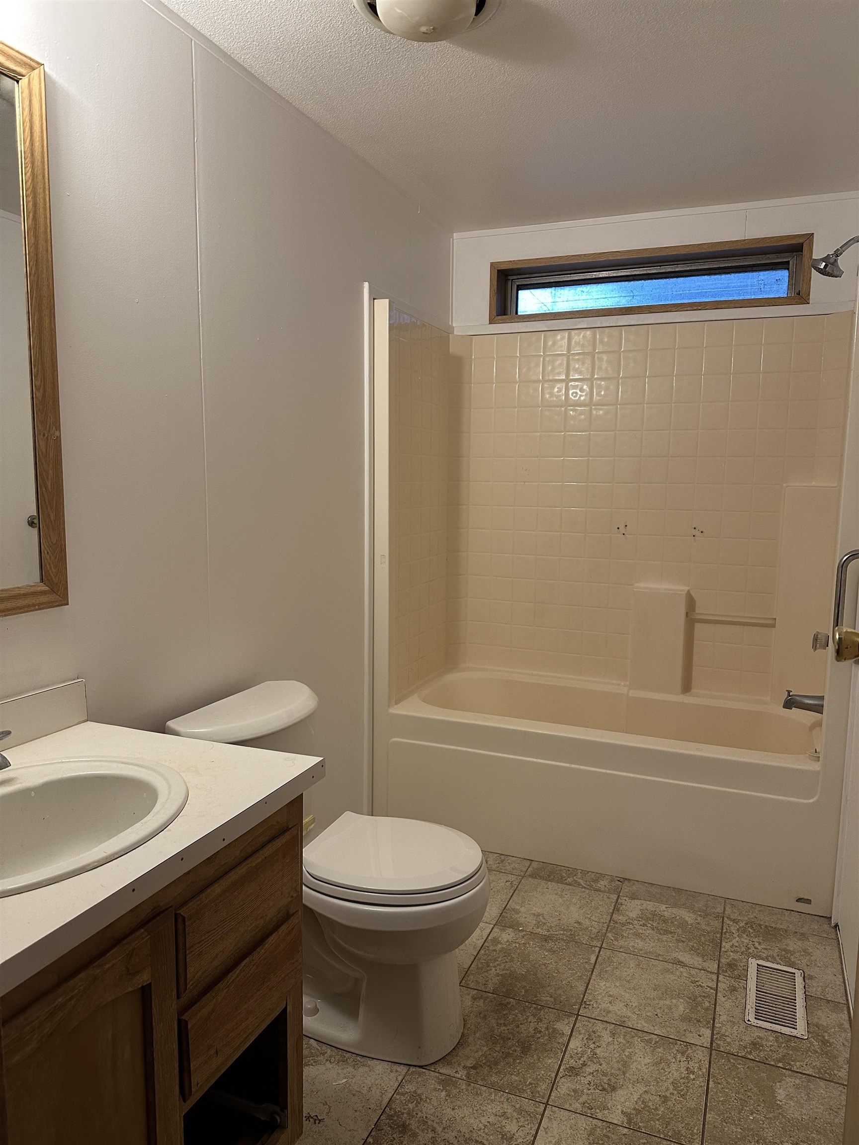 4530 S 5th #e3 Ave, Pocatello, Idaho image 3