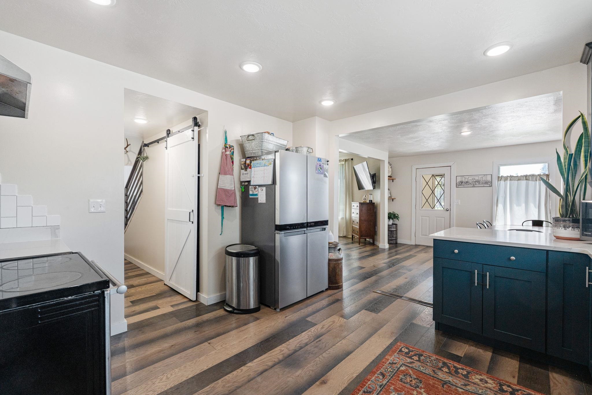 79 E 2nd St, Downey, Idaho image 12