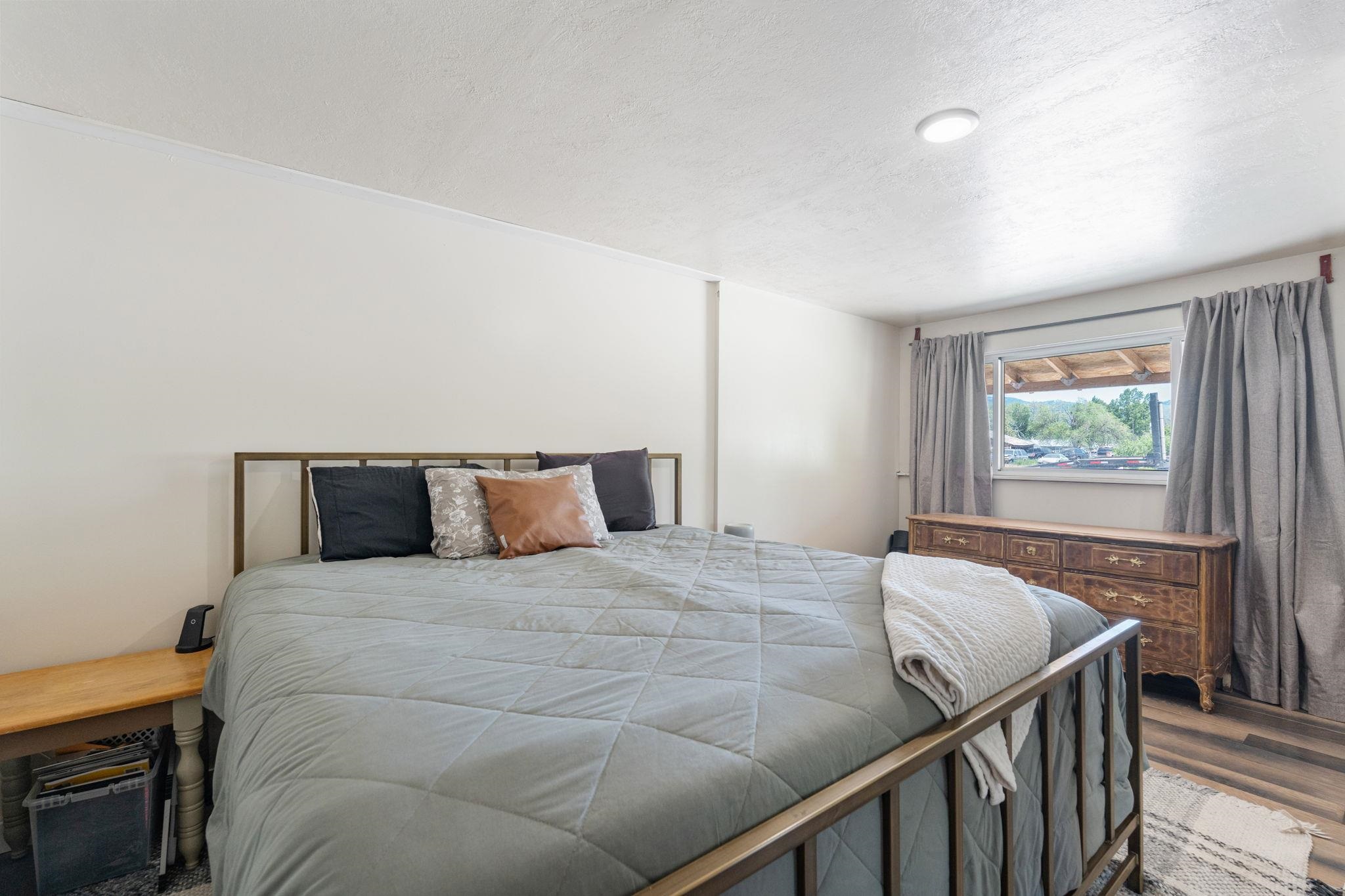 79 E 2nd St, Downey, Idaho image 19