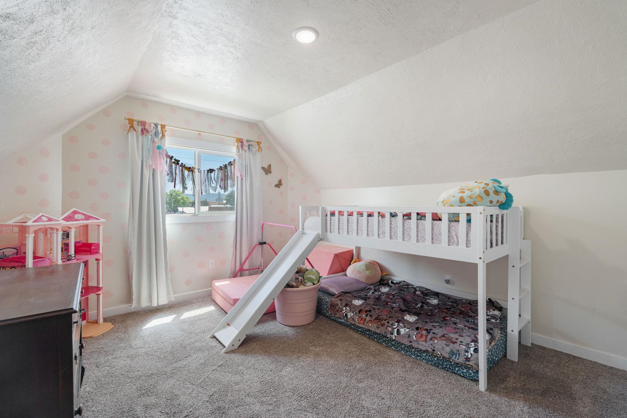 79 E 2nd St, Downey, Idaho image 27
