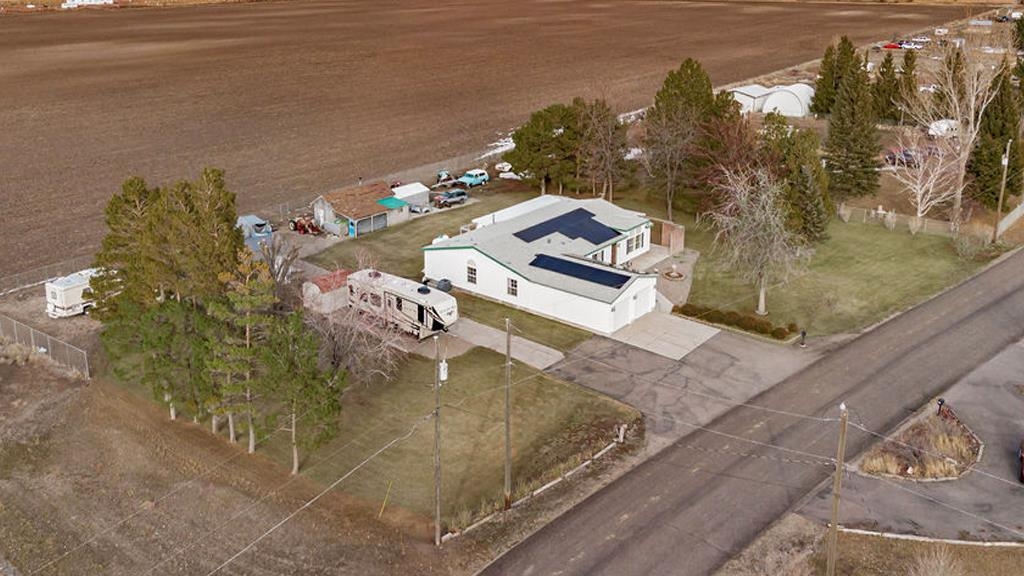 484 W 245 N, Blackfoot, Idaho image 2