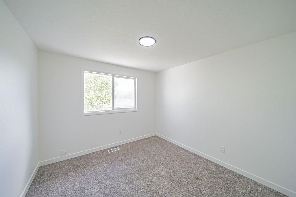 345 Lark Lane, Pocatello, Idaho image 30