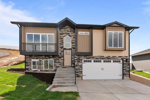 Photo of 514 Vista Dr, Pocatello, ID 83201 (MLS # 579902)