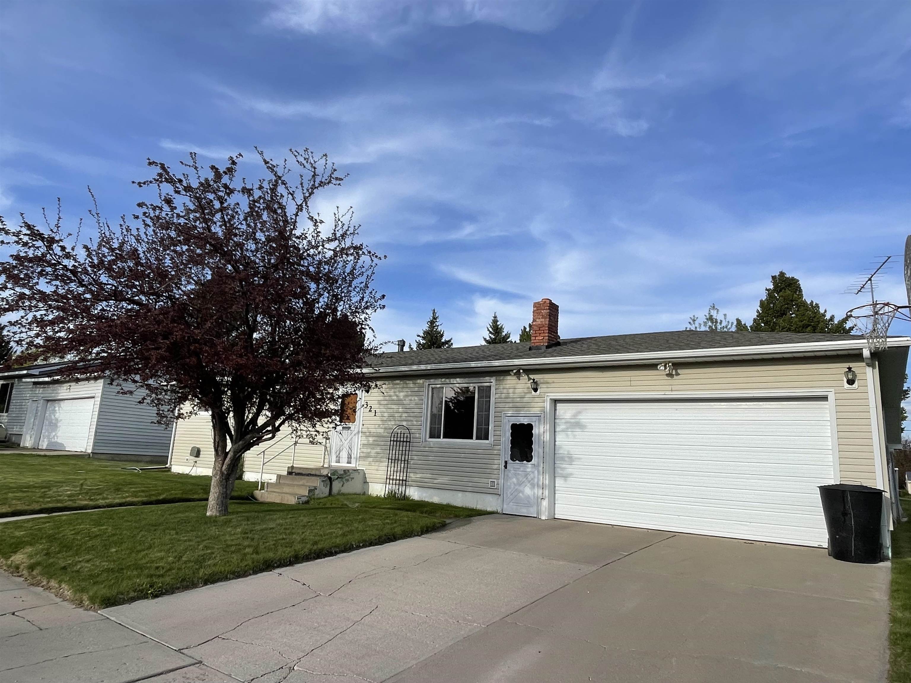 321 Gagon Drive, Soda Springs, Idaho image 2