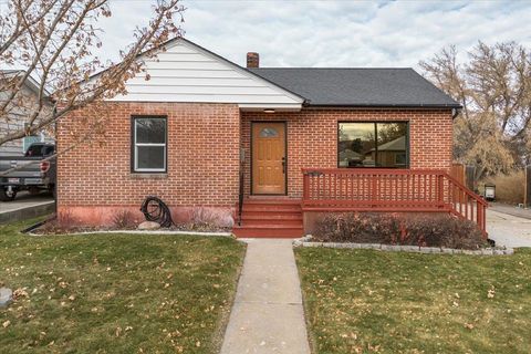 Photo of 122 Rosewood Ave, Pocatello, ID 83204 (MLS # 581123)
