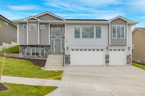 Photo of 564 Vista, Pocatello, ID 83201 (MLS # 579892)