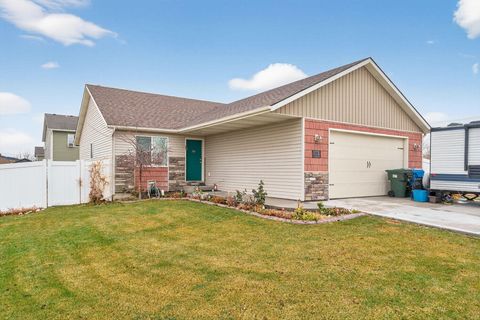 Photo of 3973 Breezy Point, Pocatello, ID 83201 (MLS # 581198)