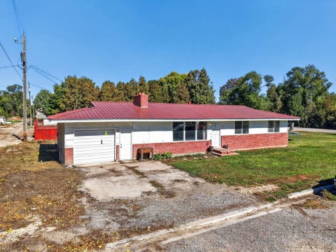 Homes For Sale - 134 Bingham Avenue<br/> Aberdeen, ID 83210