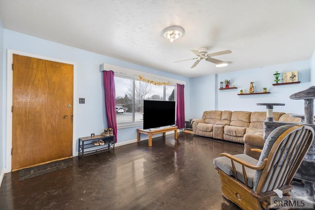 620 9th Street, Idaho Falls, Idaho image 2