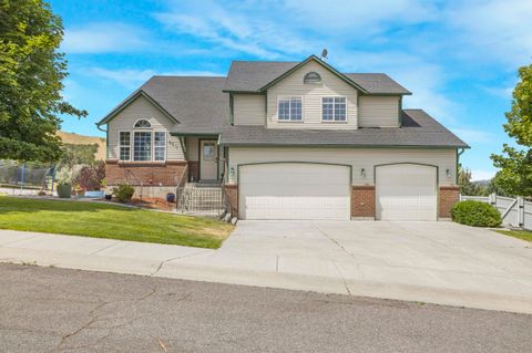 Photo of 850 Spyglass Point, Pocatello, ID 83204 (MLS # 580181)