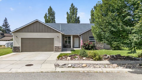 Homes For Sale - 115 Snow Peak Blvd<br/> Inkom, ID 83245