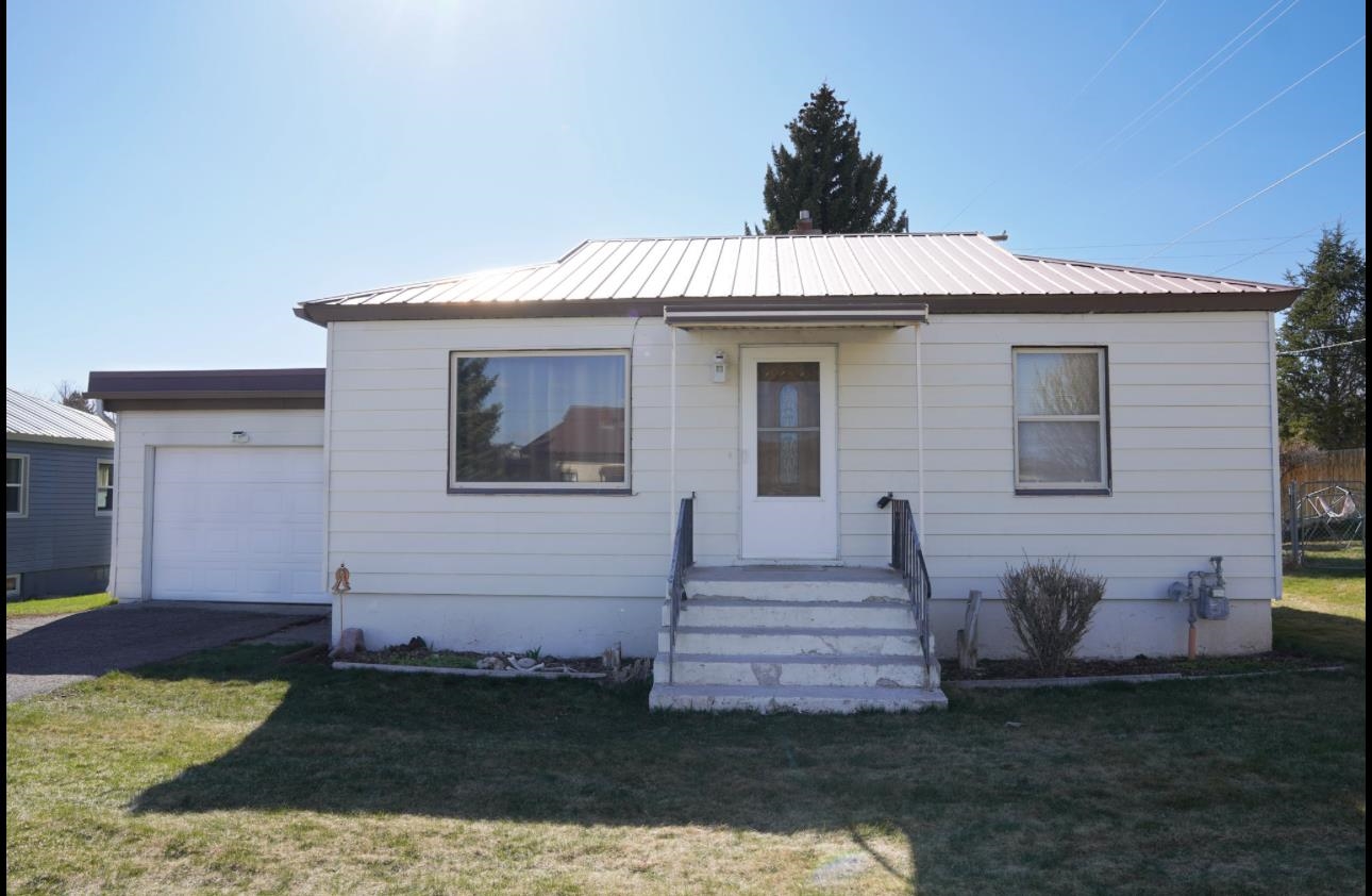239 N 3rd E, Soda Springs, Idaho image 1