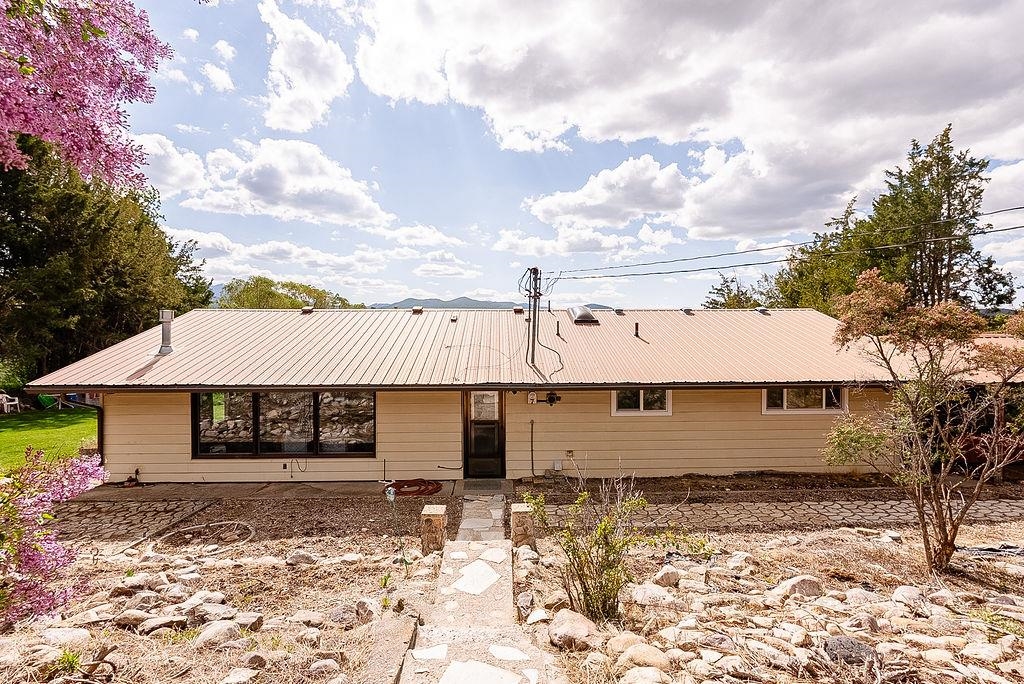 582 East Upper Rock Creek Rd, Inkom, Idaho image 24