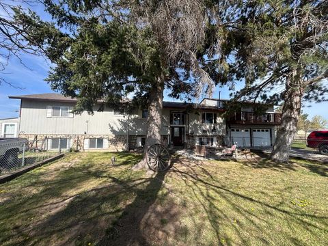 Photo of 27 Lodge Ext, Pocatello, ID 83202 (MLS # 582277)